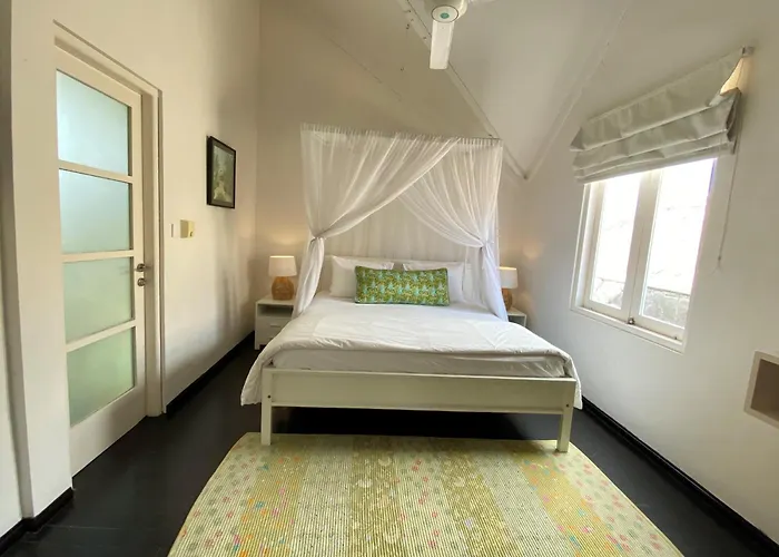Fabulous Modern 3 Br. In Large Pool * سمينياك