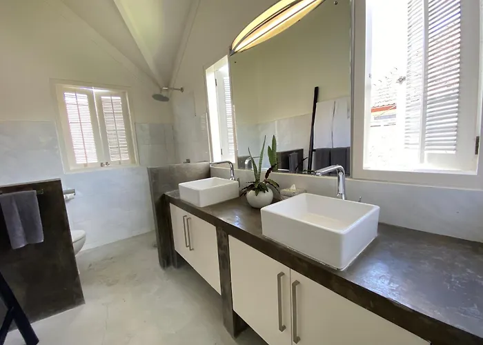Fabulous Modern 3 Br. In Large Pool فيلة