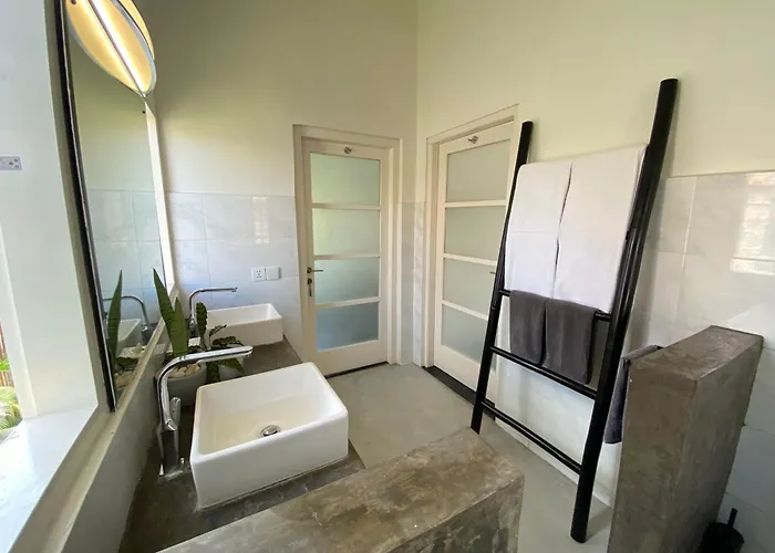 Fabulous Modern 3 Br. In Large Pool سمينياك